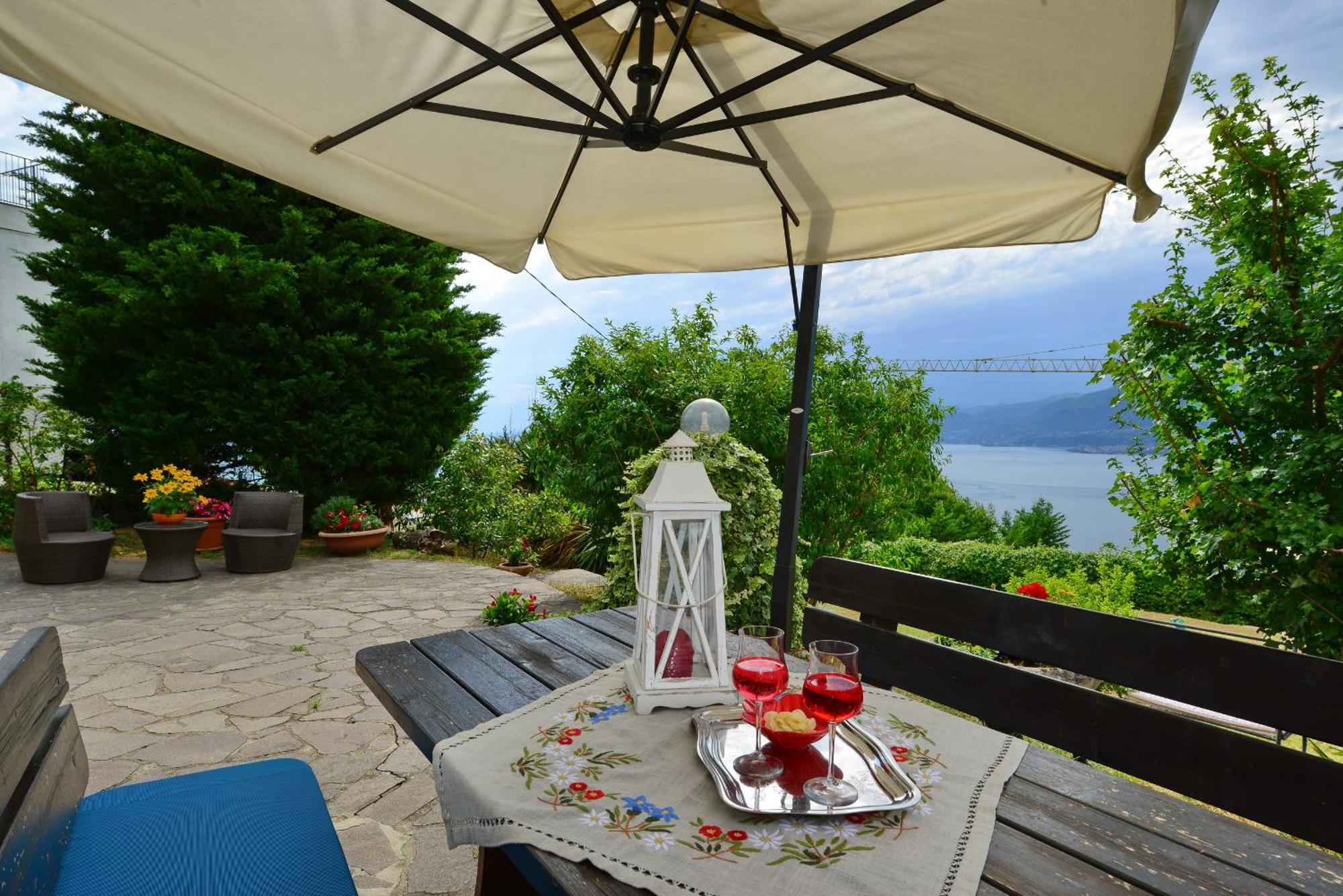 Bed And Breakfast Due Leoni Torri Del Benaco Eksteriør billede