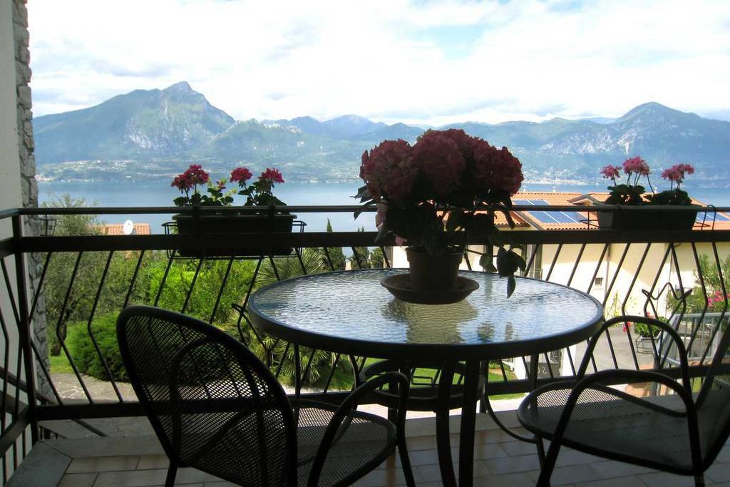 Bed And Breakfast Due Leoni Torri Del Benaco Eksteriør billede